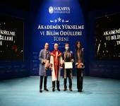 AKADEMİK YÜKSELME VE BİLİM ÖDÜLLERİ TÖRENİ